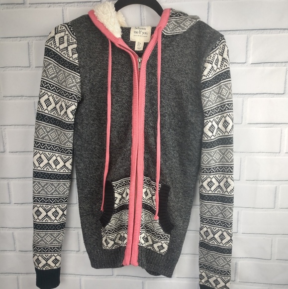 Anthropologie Tops - Anthropologie Sherpa Hoodie Pockets